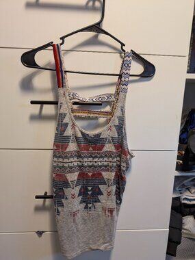 Daytrip tribal print tank